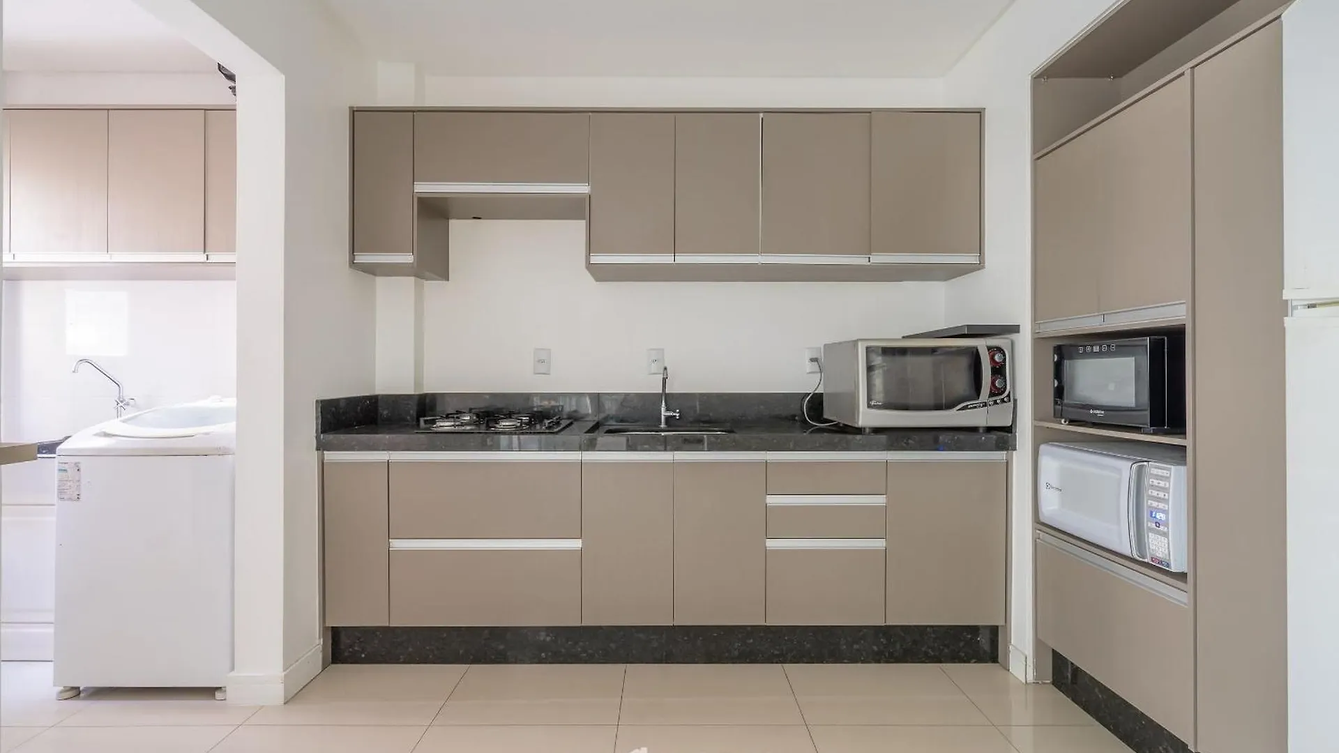 Apto 3Q C/ Churrasq. 500M Da Praia Itapema Esm602 Appartement