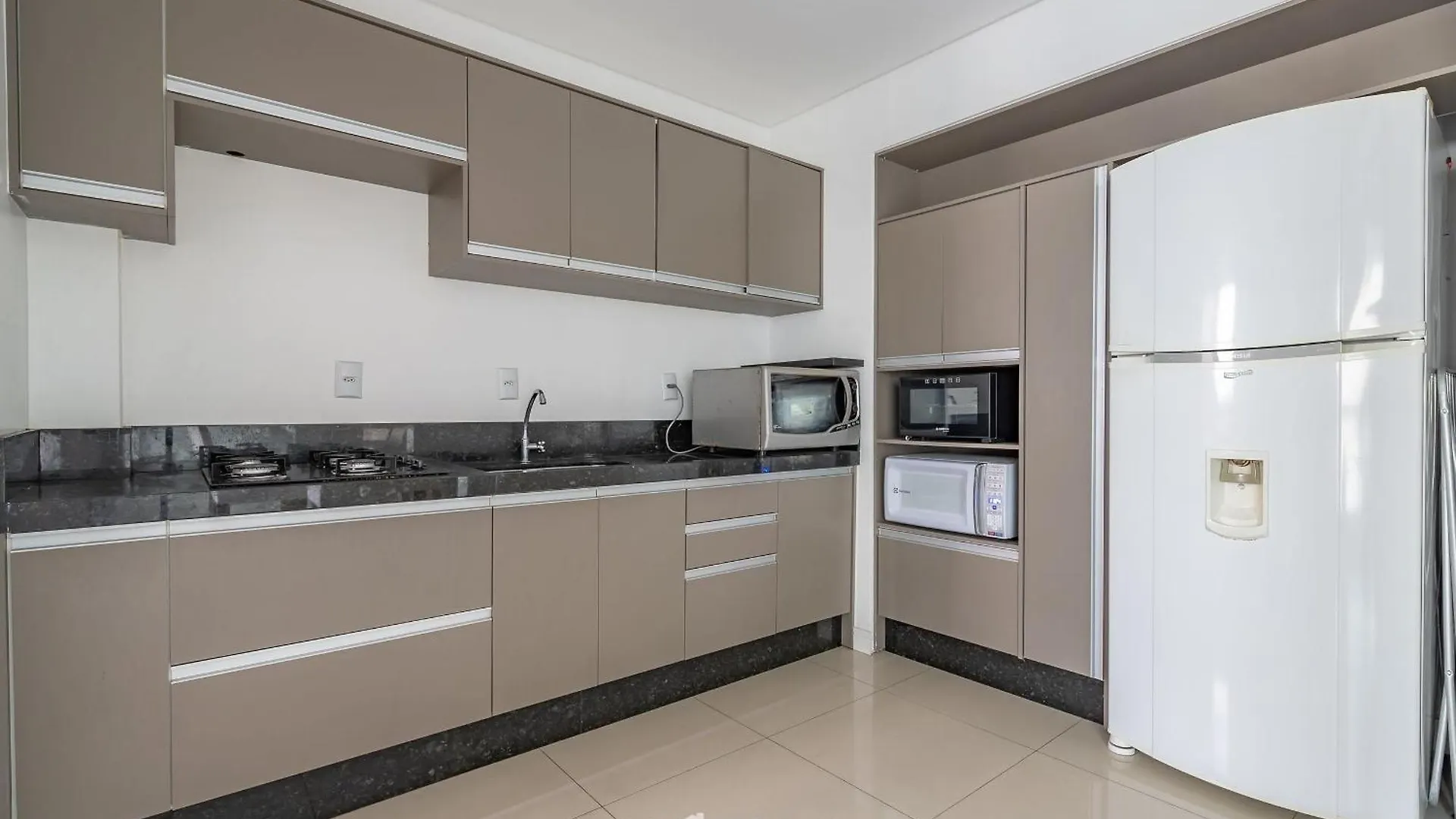 Apto 3Q C/ Churrasq. 500M Da Praia Itapema Esm602 Apartamento